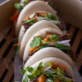 Bao Bun Shredded Chicken