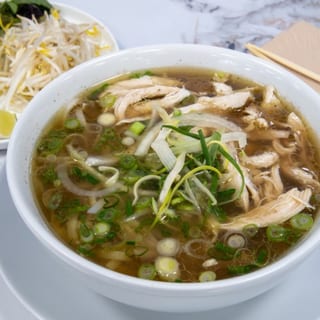 Noodle Soup (Chicken) - Phở Gà